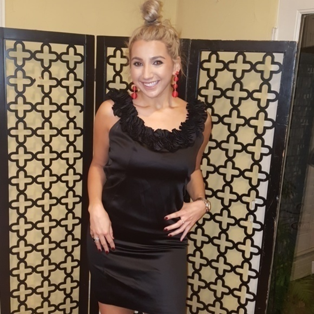 NWT WHITE HOUSE BLACK MARKET COCKTAIL DRESS RUFFLE COLLAR Size 6